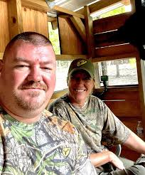 I'm thankful to Gary Kinder at AZ Shot Hunting for the great hunting  experience through out the years and finally paid off this year with this  amazing Kentucky stud. Whitetail Frenzy Blocker