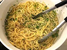 We were looking through ina's cook like a pro book for something to make for lunch. I Tried Ina Garten S Easy Lemon Pasta And It S Perfect For Spring
