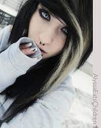 It is in trends since a few years ago. Alyssa Eats Children Emo Scene Hair Emo Hair Hair Styles