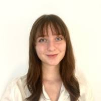 Lilly Grady's Instagram, Twitter & Facebook