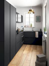 Gorgeous 33 Small Apartment Ideas That Will Maximize Your Space Http Decoraiso Com Index Php Modern Black Kitchen Small Modern Kitchens Kitchen Remodel Small