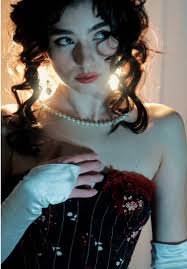 Deva Cassel Makeup Gattopardo