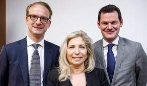 Pierre maudet continue son bonhomme de chemin après le succès électoral, la réussite dans la conduite des affaires et le plébiscite médiatique place au. Biography Pierre Maudet