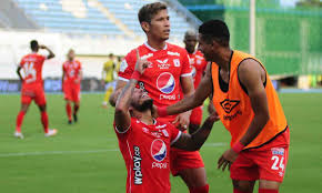 América de cali to win both halves. Lyvxskwr9cld M