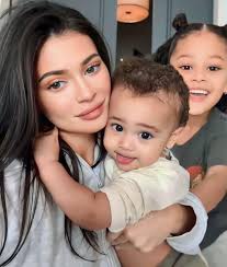 Kylie Padilla with her 2 little boys 🫶🥰 KuMarites