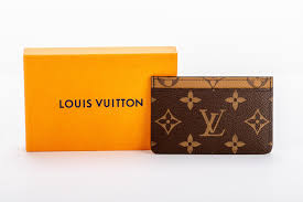 Never buy from louis vuitton online, it is very frustrating and unbelievably dumb. Louis Vuitton Credit Card Case 1 For Sale On 1stdibs