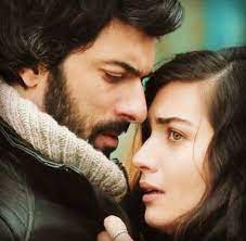 Pin By Raida Bargisch On Kara Para Ask Black Money Love Amor De Contrabando Engin Tuba Engin Akyurek Turkish Actors Actors