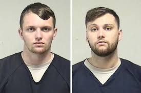 Criminals are selling thc oil vape cartridges illegally on social media platforms such as snap chat and instagram. Vaping Bad Were 2 Wisconsin Brothers The Walter Whites Of Thc Oils The New York Times