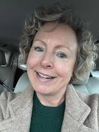 🎶Oh, what fun it was to sing with friends this afternoon!🎶 I thoroughly  enjoyed hosting a Christmas singalong show at Iroquois Nursing and  Rehabilitation and visiting with a few residents and staff