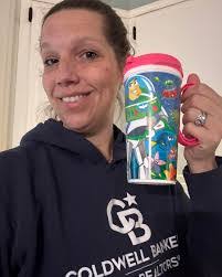 Barb Lindner's Instagram, Twitter & Facebook