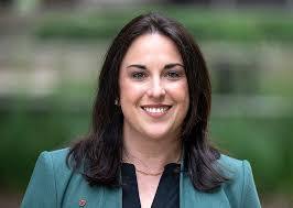 Sarah Sherer's Instagram, Twitter & Facebook