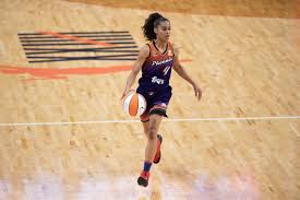 In high school, she was the national gatorade player of the year, the gatorade female athlete of the year. Feeling In Her Prime Skylar Diggins Smith Is Shining For Phoenix By Alex Simon The Next 24 7 365 Women S Basketball Coverage