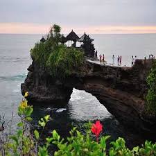 Pantai batu bolong, menjadi salah satu destinasi wisata pantai yang ada di bali. Pantai Batu Bolong Canggu Bali Harga Tiket Masuk 2020 Sejarah
