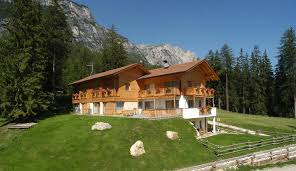 500m dagli impianti di risalita. Chalet Susi Appartamenti La Villa Alta Badia Appartamenti Alta Badia Appartamenti Dolomiti Appartamenti Alto Adige La Villa Apartments La Villa Alta Badia Apartments Alta Badia Apartments Dolomites Apartments South Tyrol Appartements