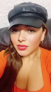 Videos de 💋cris (@ester.espinoza) con “Una noche