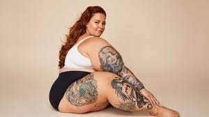How much does tess holliday weigh? Tess Holliday Talks Self Love And Get Body Posi Campaign With Isle Of Paradise Interview Allure