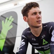 Van Zyl signs with 303 Project