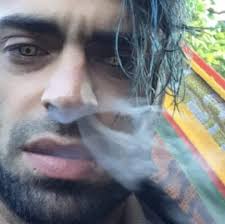 How often should a leopard gecko be fed?