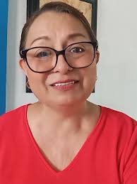 Loly Valdes (@lolyvaldess)