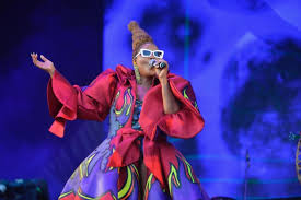 Duda beat)', 'xirley', 'tô solteira (single ladies)', 'merengue latino' e mais músicas para ouvir! Gaby Amarantos Faz Show Com Discurso Empoderado No Rock In Rio Amo Meu Corpo Rock In Rio Gshow
