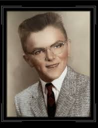 Betty Drews's Instagram, Twitter & Facebook