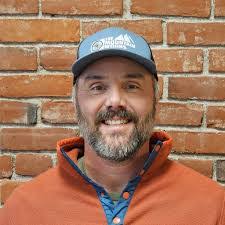 Damon Sexton's Instagram, Twitter & Facebook