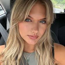 Lily 🧚🏼 (@lily_erickson)