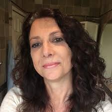 Adele Mcmanus's Instagram, Twitter & Facebook