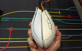 You can find the lowest price here. Finalmouse Ultralight 2 Vs Glorious Model O Small Fast And Lightweight Hardwarezone Com Sg