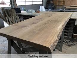 boomstam tafelblad van 2 2meter dit is in iedere afmeting mogelijk natuurlijke en robuuste tafel voor in je interieur tafelblad rustieke eettafel eettafel