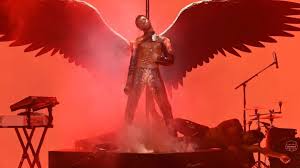 Lil nas x is continuing to rock our worlds. Rapper Lil Nas X Reisst Bei Liveauftritt Die Hose Stern De