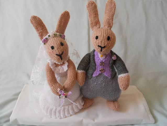Bridal Bunnies – Carol Turner