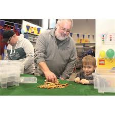 Share lego masters with your friends : Caritas Lego Projekt Feiert Einjahriges Bestehen