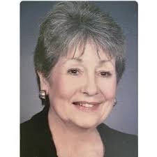 Gretchen Weaver's Instagram, Twitter & Facebook