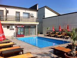 Cititi cu atentie descrierile unitatilor de cazare din mamaia, iar cand o veti gasi pe cea care va place, dati click. Pensiunea Omega Mamaia Nord Mamaia Romania