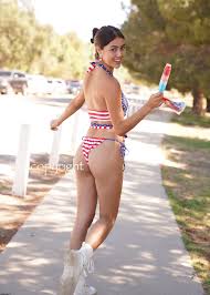 Copyright Kylin kalani 028077 (Copyright Kylin kalani028077.jpg) Image -  82530053 - TurboImageHost.com