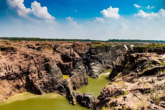 Ajaygarh Fort - Timings, History, Architecture, & Top Things to Do