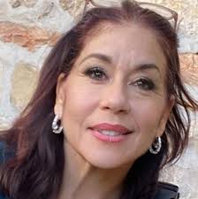 Mayra Leon Ortiz updated her profile...