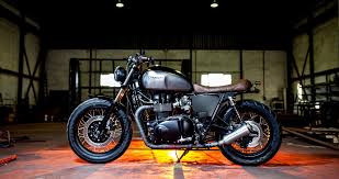 Triumph By Macco Motors Triumph Cafe Racer Motor Motorcycle Gear