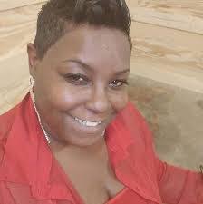 Rhonda Larkin's Instagram, Twitter & Facebook