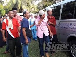 Mohd khairy kamarudin, mohd asrul hery ibrahim, azwan abdullah & siti fariha muhamad seminar hibah 2015 peringkat kebangsaan, 19 20 may 2015 organized by islamic business school, universiti utara malaysia & wasiyyah shoppe sdn bhd penama kwsp sebagai wasi: Siti Kharina Mohd Kamarudin Sinar Harian