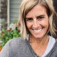 Christine Lemons's Instagram, Twitter & Facebook