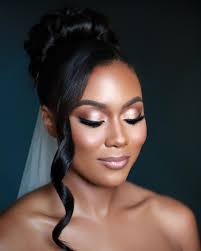 If you're going to Essence Fest… don't let the NOLA heat play in your face  😅🔥 Here's how I keep my clients snatched, matte, and photo-ready all day:  ✨ Skindinavia Bridal Spray