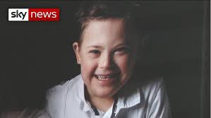 Convicted doctor back at work