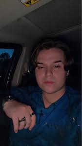 gonna ease in with some #sillysunday oc. I believe this is what's known as  a shitpost