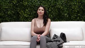 Alyx Star Curvy and Beautiful Net Video Girls - Curvy Erotic