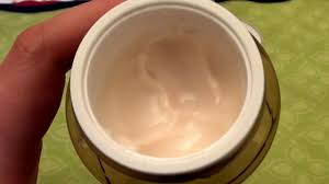 In just 4 weeks, 96% of women said their skin felt firmer.* suitable for your neck area. Estee Lauder Revitalizing Supreme Global Anti Aging Creme Review Youtube