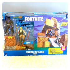 Fortnite turbo builder set 2 figure pack, jonesy & raven is a set containing common, uncommon and rare tactical shotgun, common, uncommon and rare revolver, common, uncommon and rare hunting rifle, ac/dc, suppressed submachine gun, jonesy figurine, raven figurine, pickaxe. Fortnite Toys Net Fortnite Turbo Builder Set Poshmark