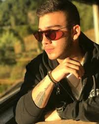 How tall and how much weigh manuel turizo? Manuel Turizo Net Worth