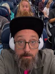 Derek Sheen's Stand-up Comedy Special 'Unrelatable' at Clock Out Lounge